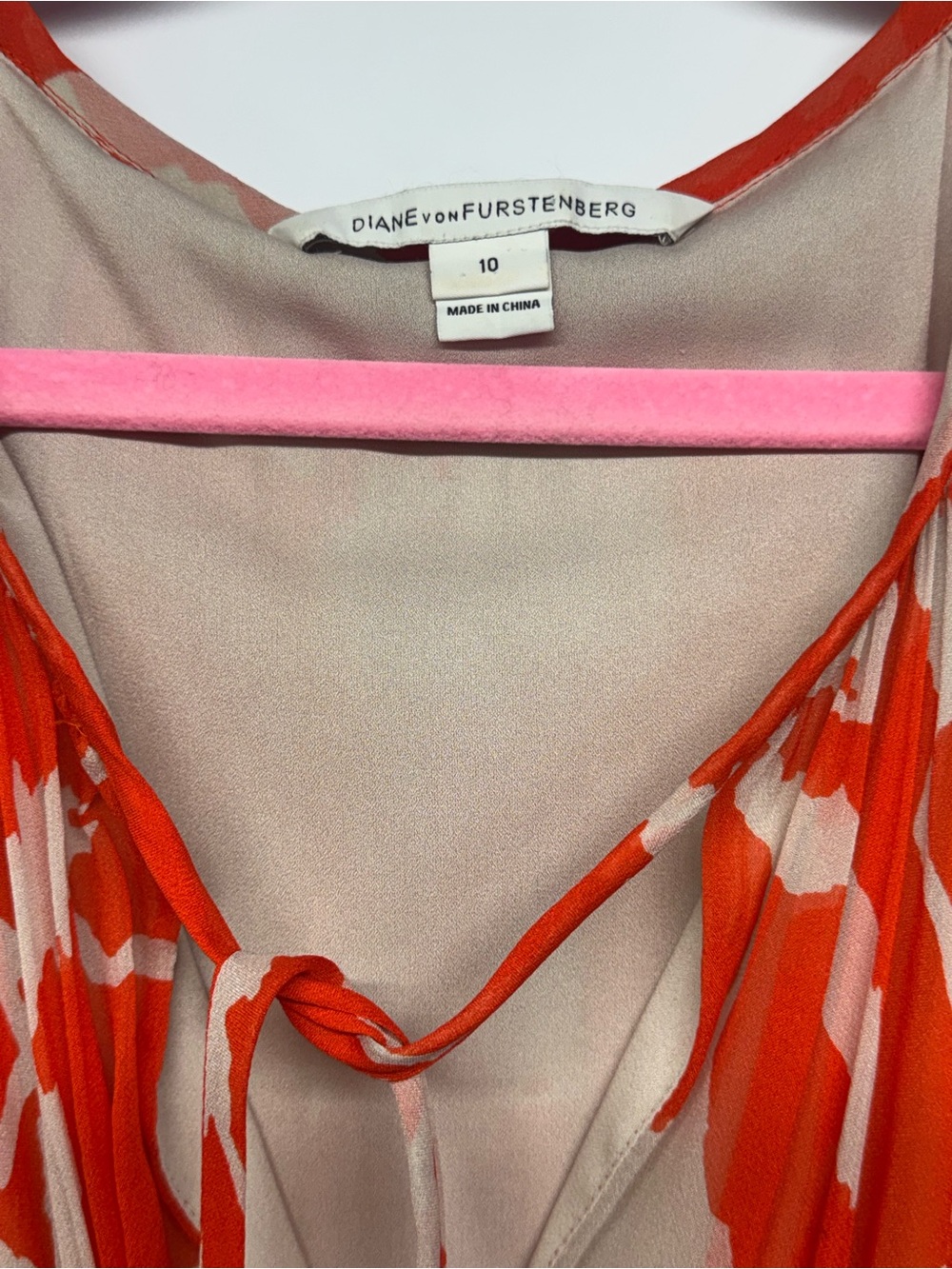Diane Von Furstenberg Orange and Cream Tie-Front batwing Chiffon V neck Dress 10 - Picture 4 of 6